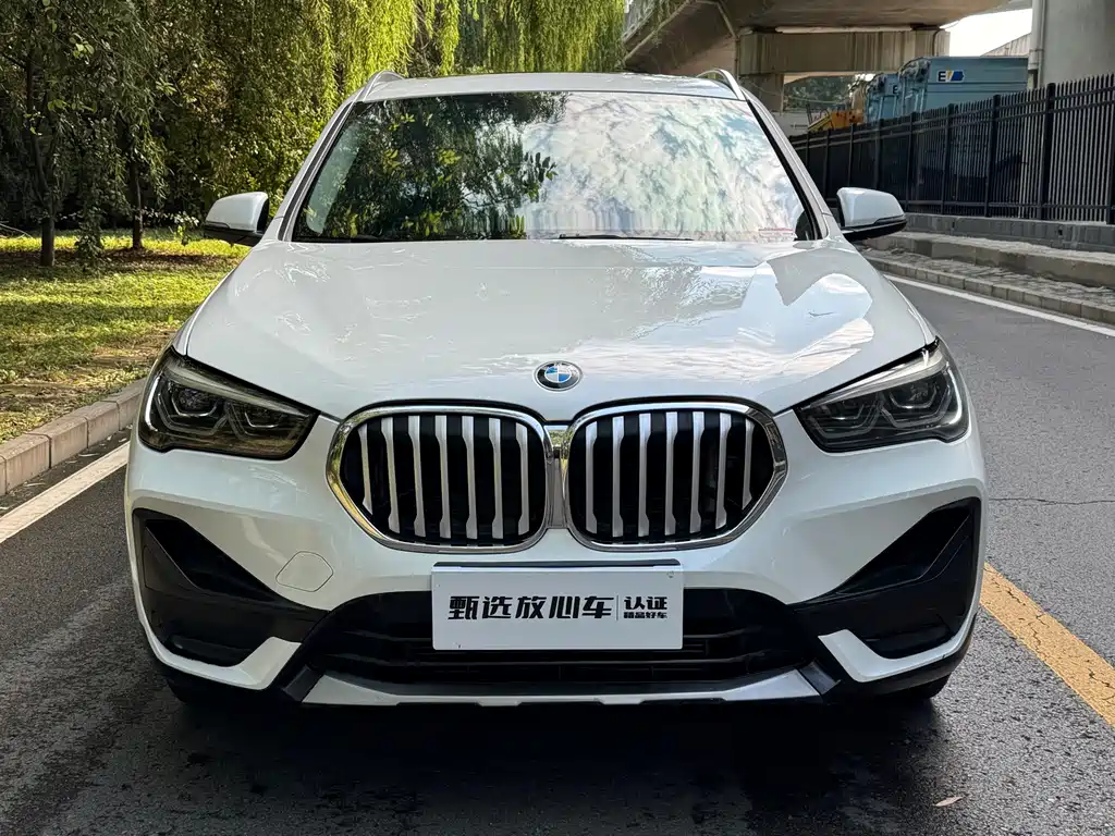 BMW X1 — фото 2