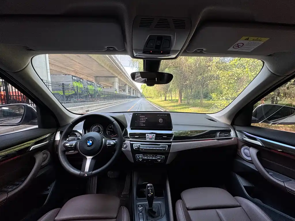 BMW X1 — фото 14