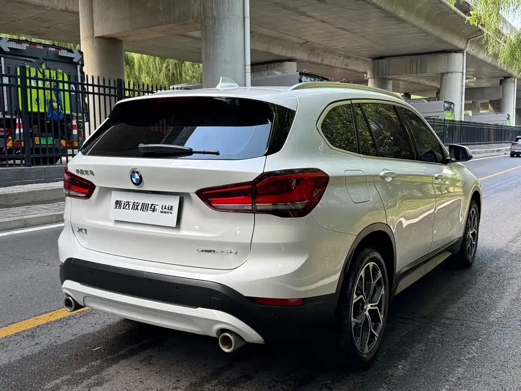BMW X1 — фото 6