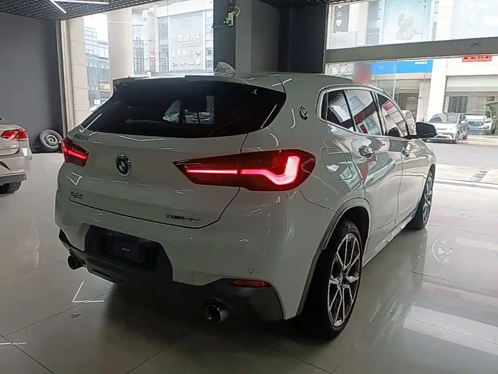 BMW X2 — фото 7