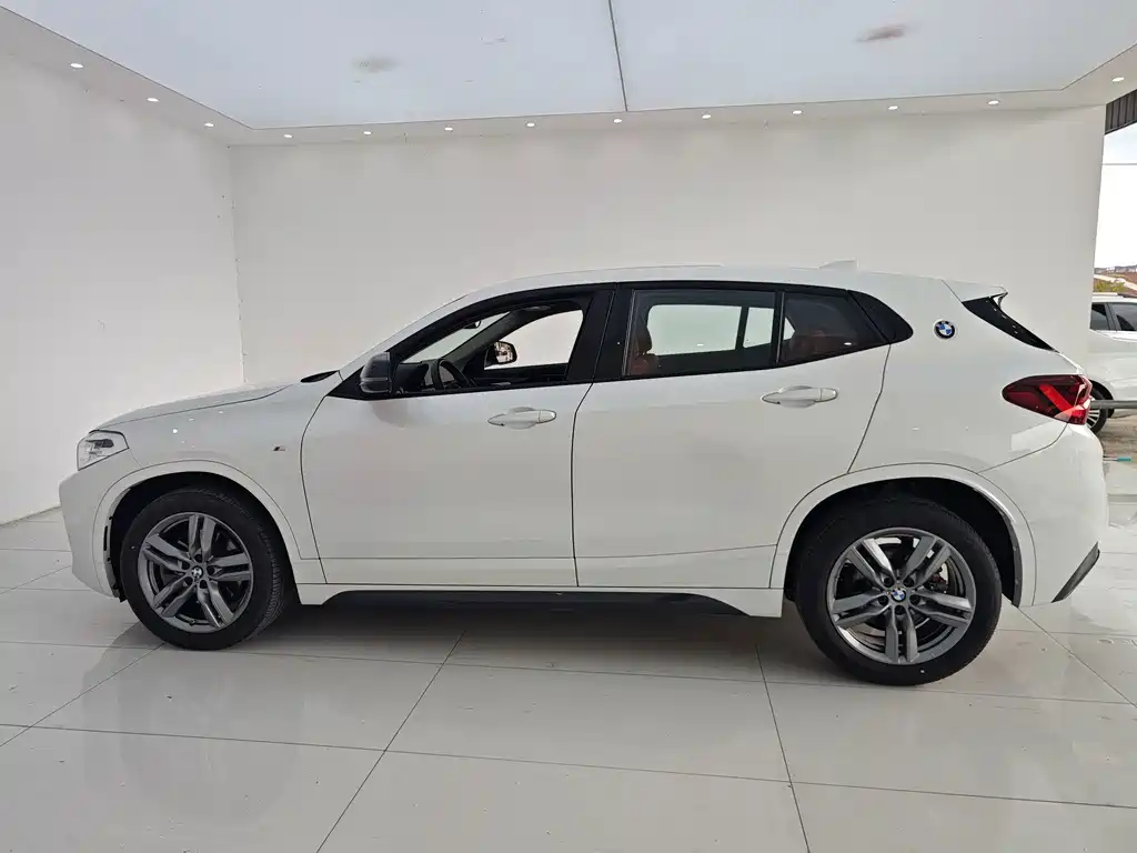BMW X2 — фото 30