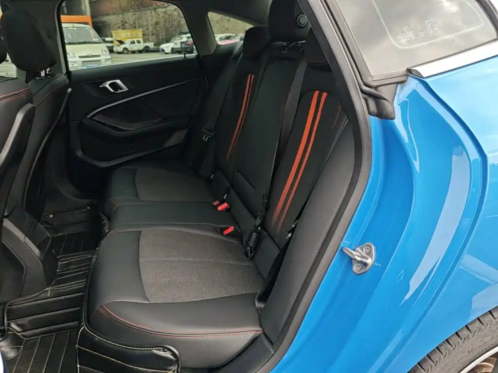 BMW 2 Series (Import) — фото 17
