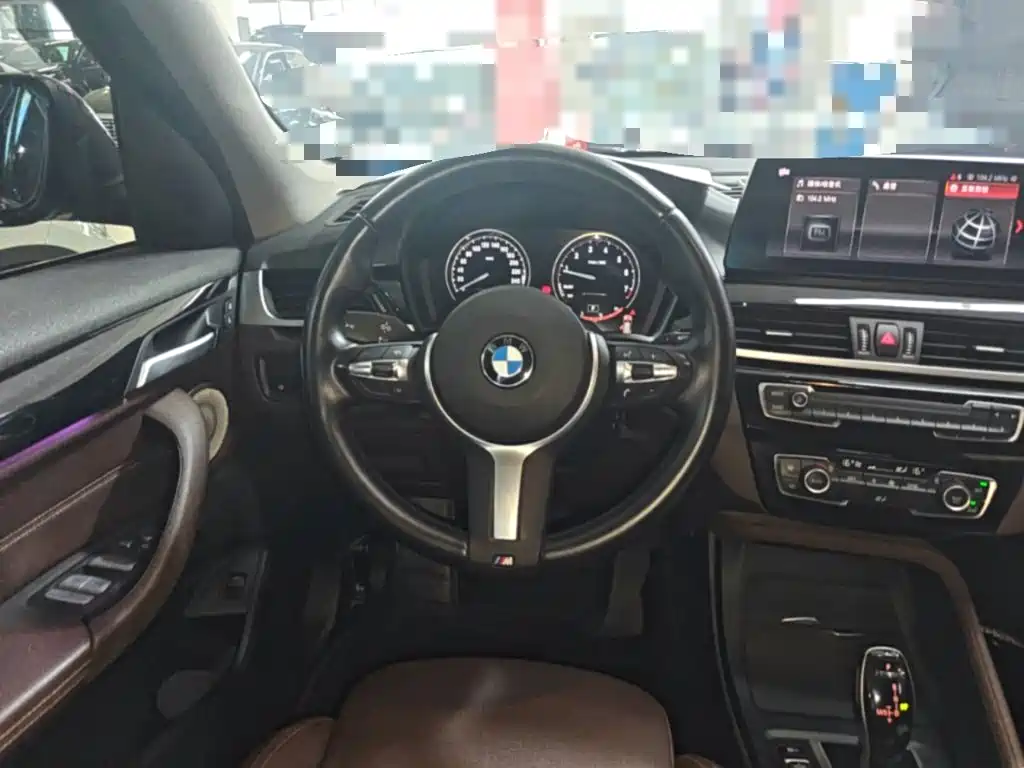 BMW X1 — фото 11