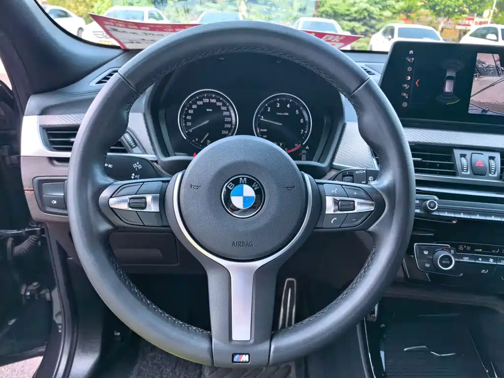 BMW X2 — фото 13