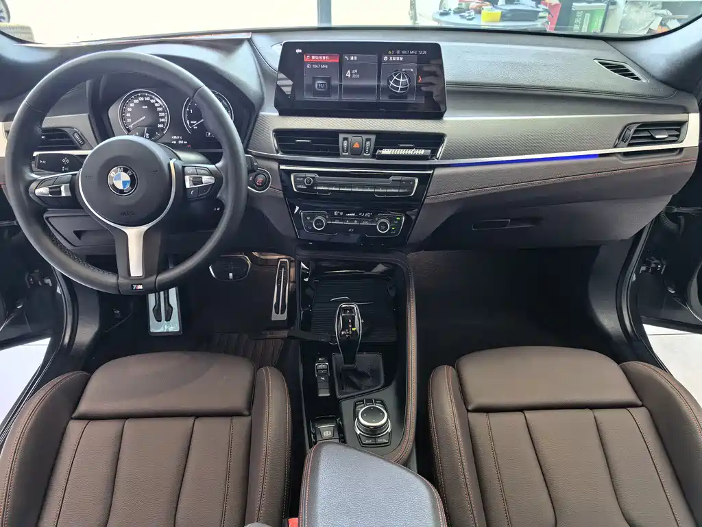 BMW X2 — фото 10