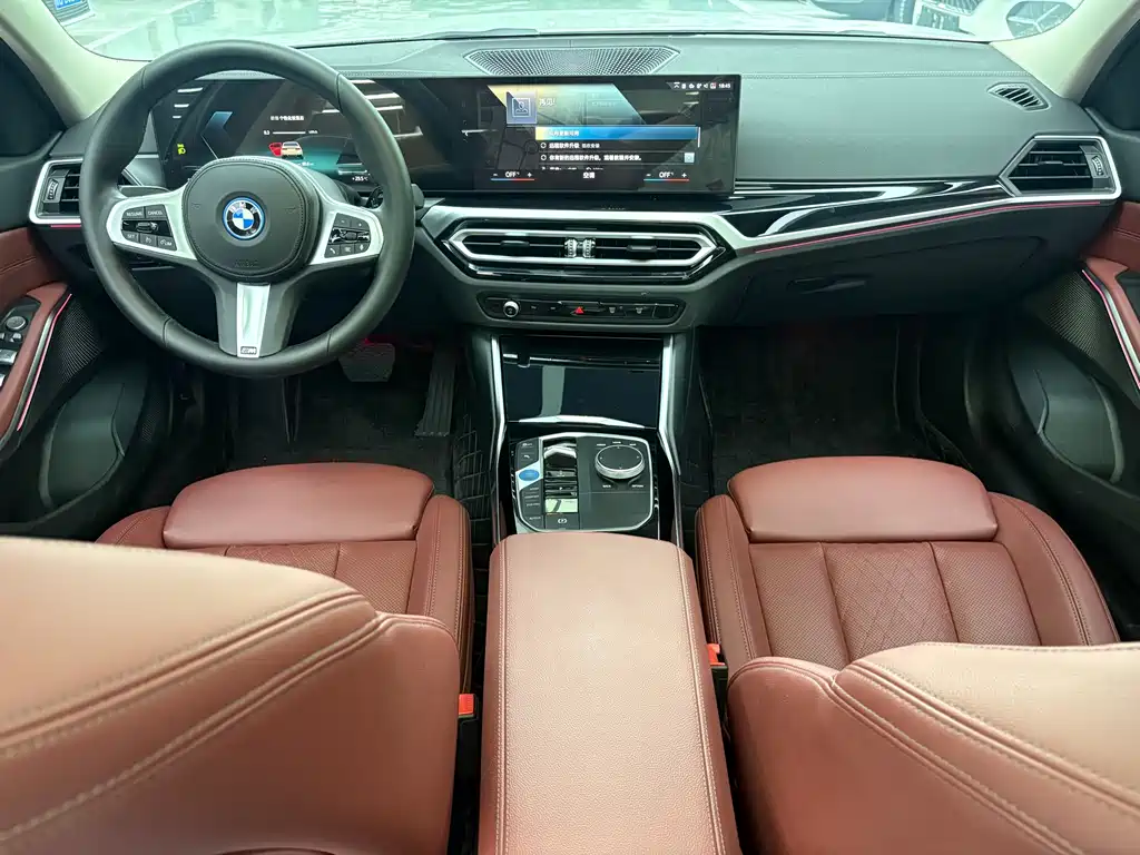 BMW i3 — фото 7