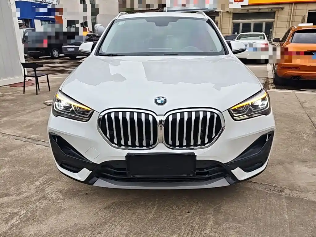 BMW X1 — фото 3