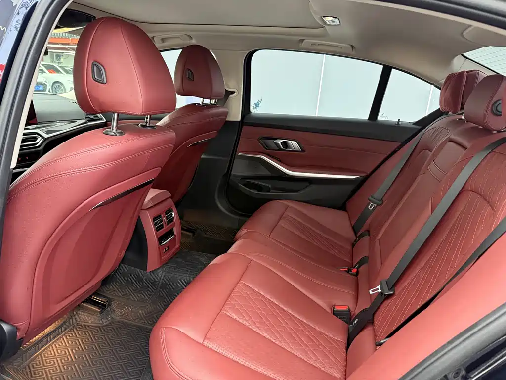BMW 3 Series — фото 11