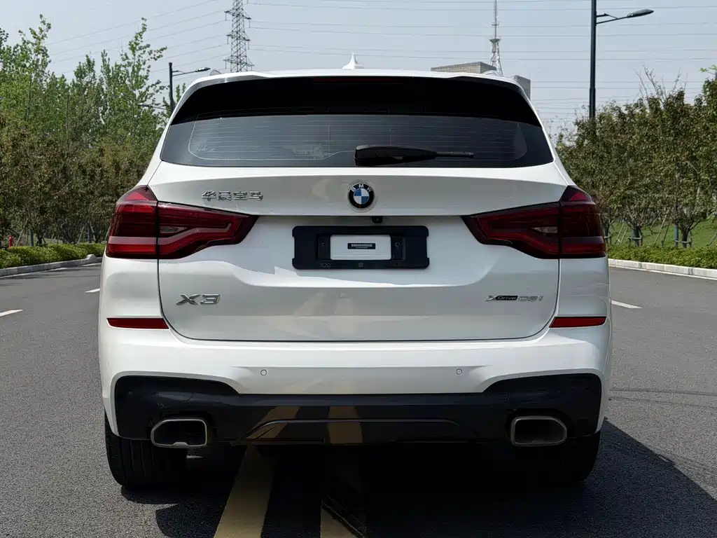 BMW X3 — фото 23