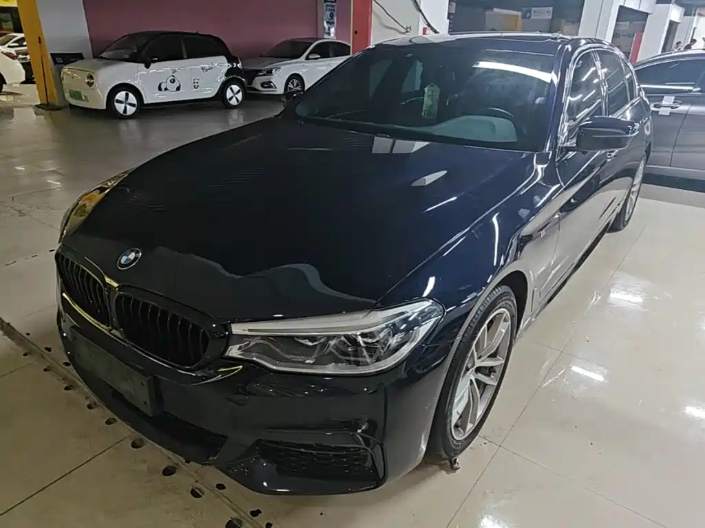 BMW 5 Series — фото 2