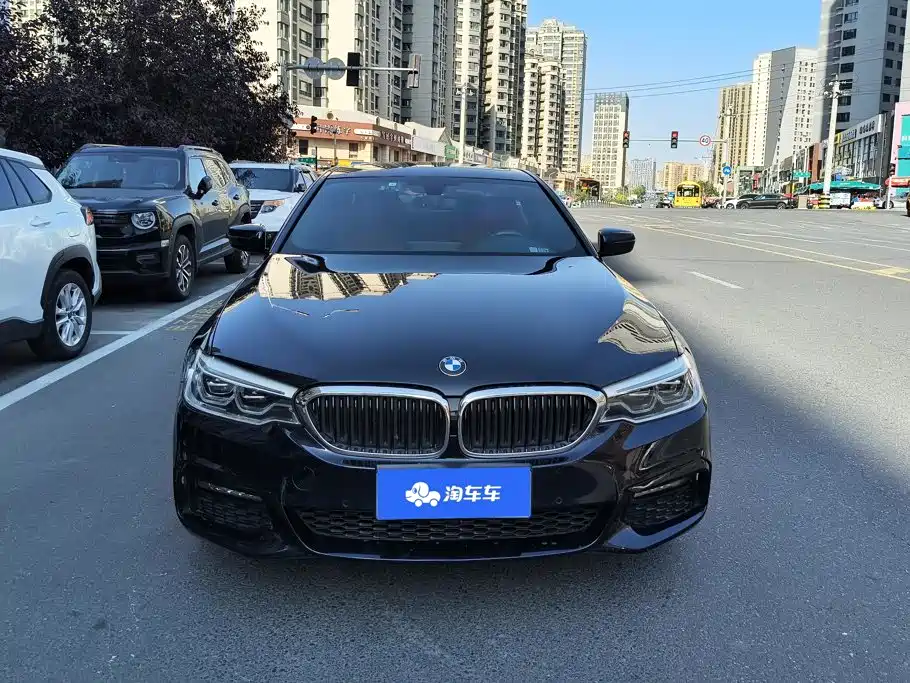 BMW 5 Series — фото 2