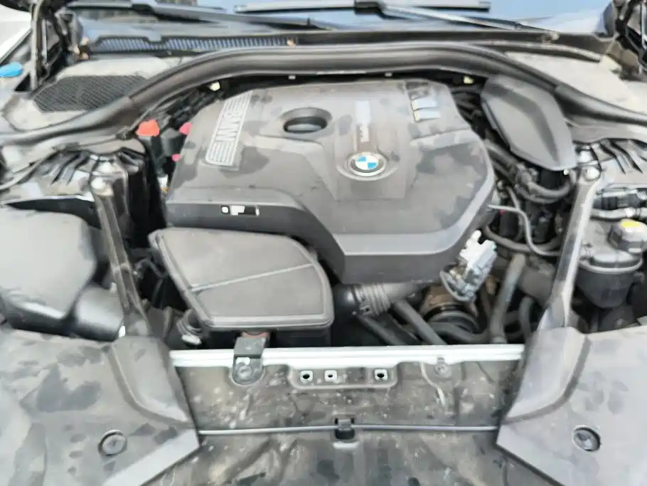 BMW 5 Series — фото 10