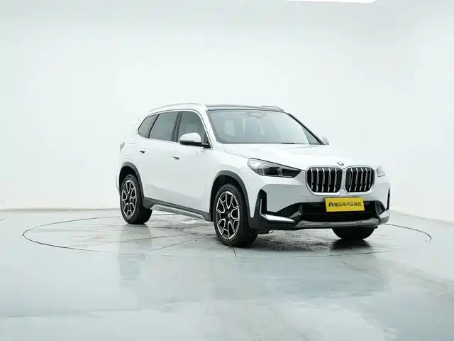 BMW X1 — фото 2