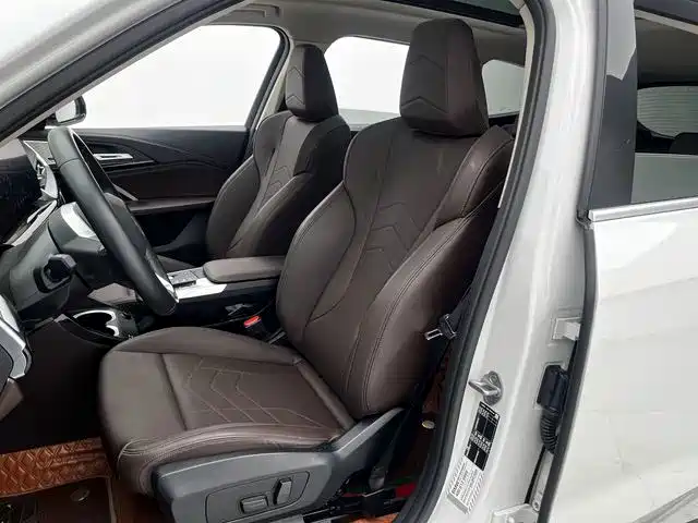 BMW X1 — фото 17