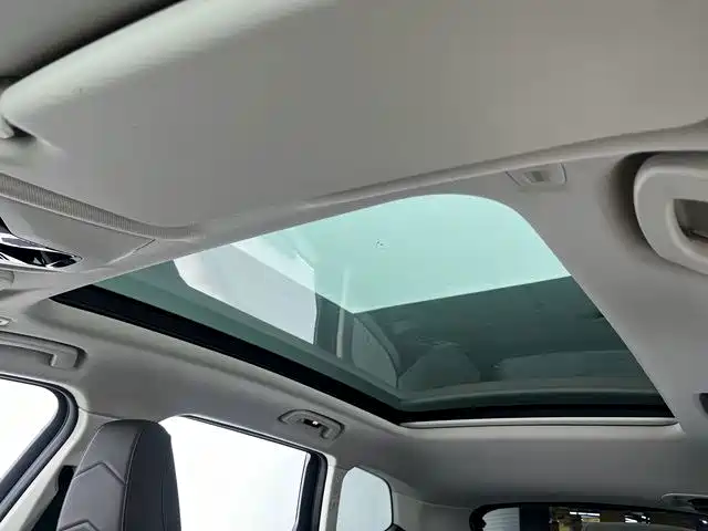 BMW X1 — фото 18