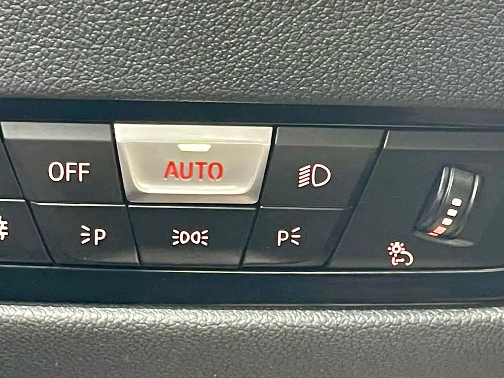 BMW i3 — фото 15