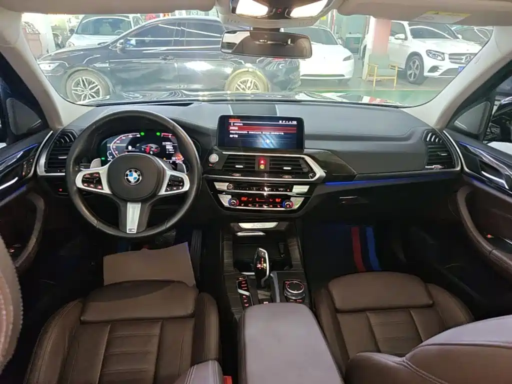 BMW X3 — фото 10