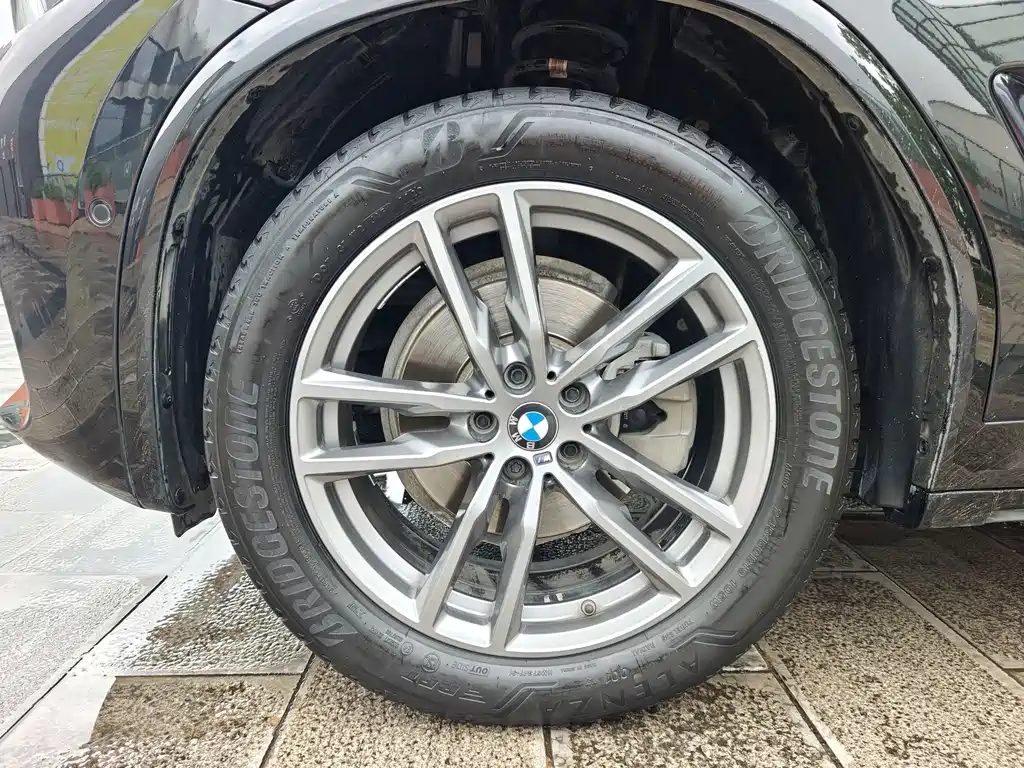BMW X3 — фото 15