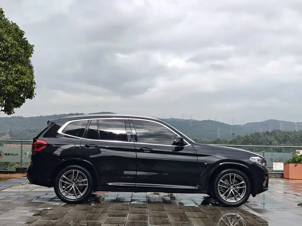 BMW X3 — фото 4