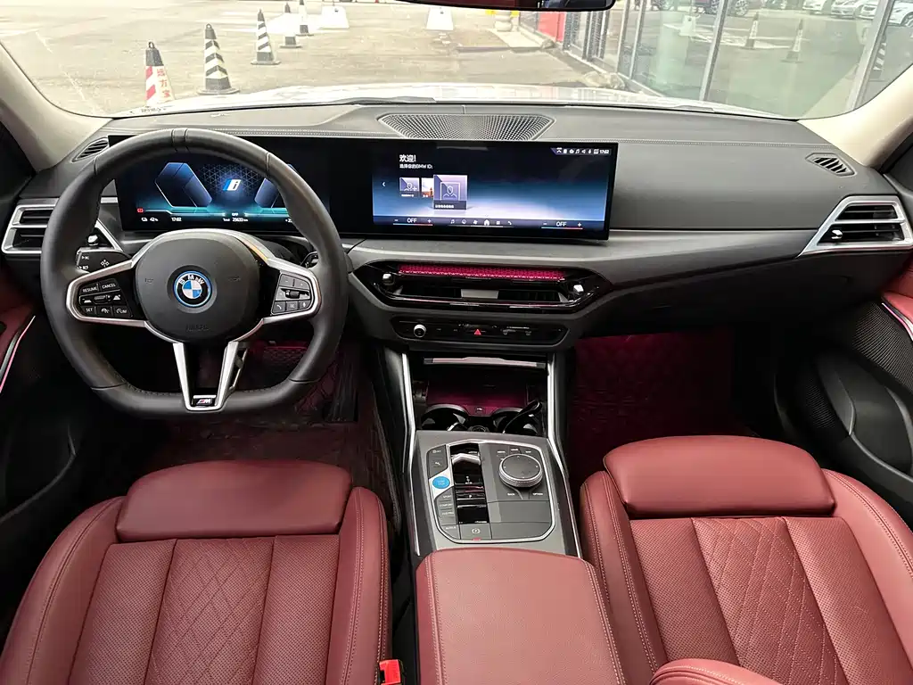 BMW i3 — фото 8