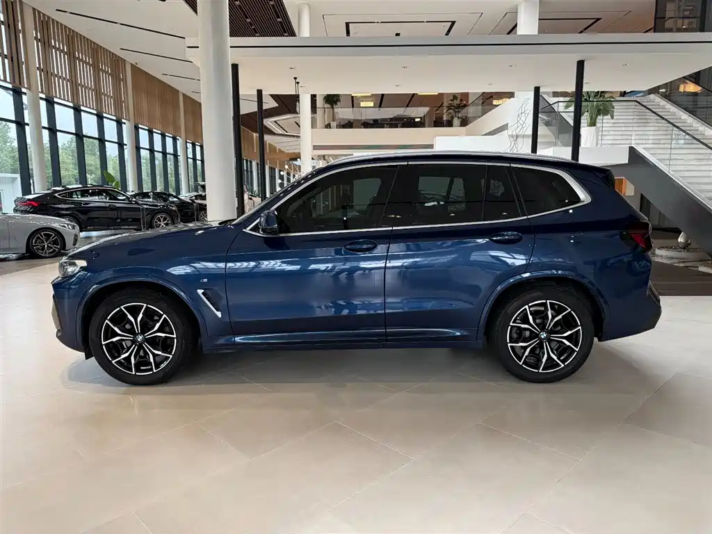 BMW X3 — фото 11