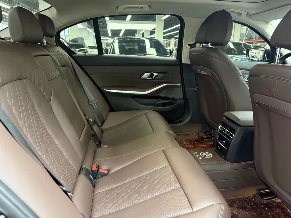 BMW 3 Series — фото 19