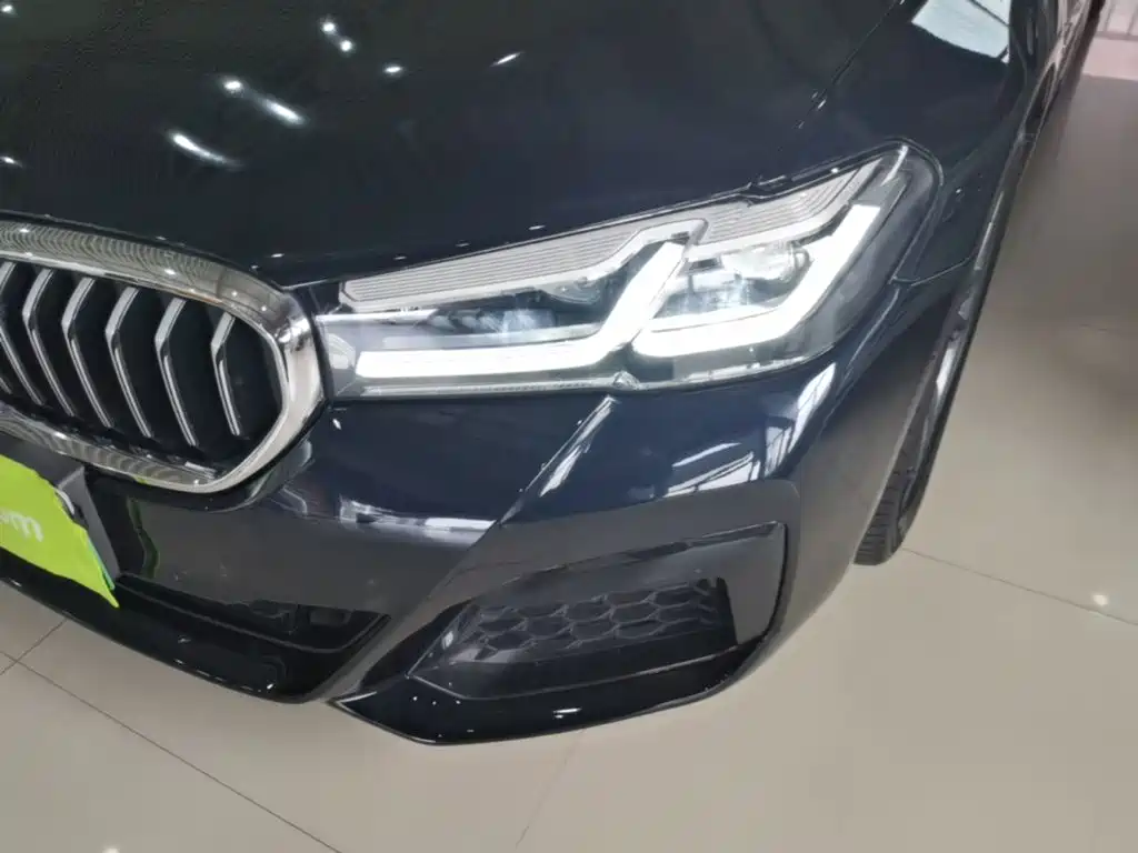 BMW 5 Series New Energy — фото 24