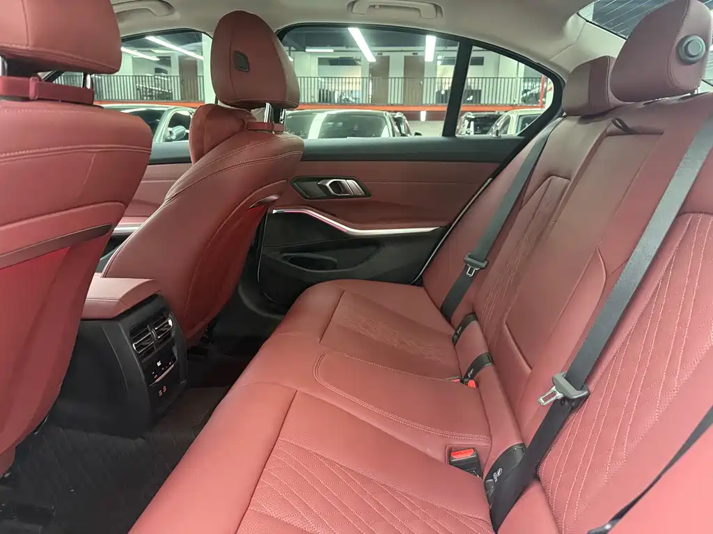 BMW 3 Series — фото 16