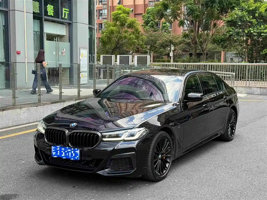 BMW 5 Series — фото 2