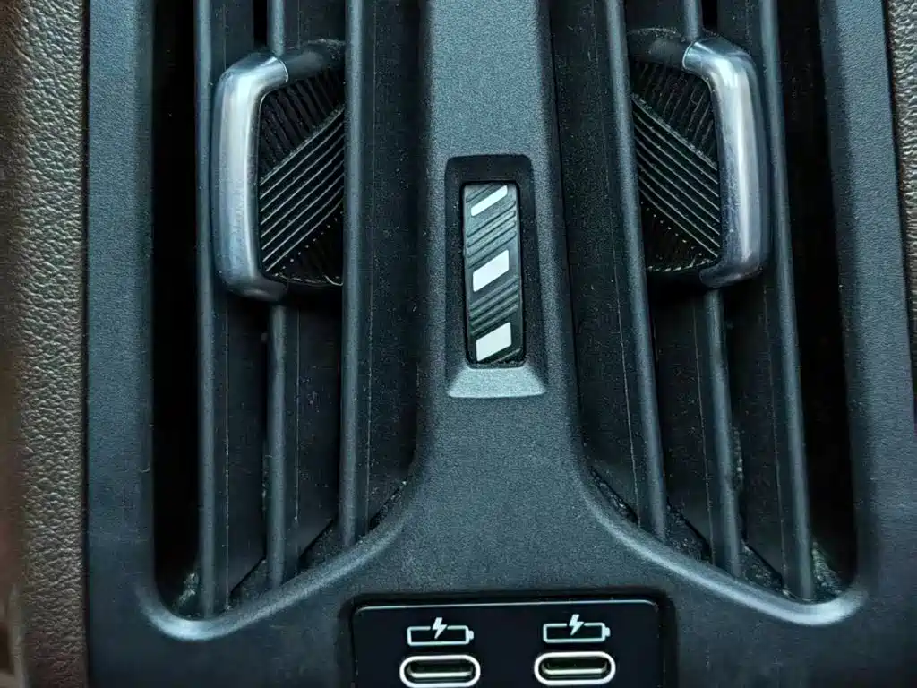BMW X1 — фото 22
