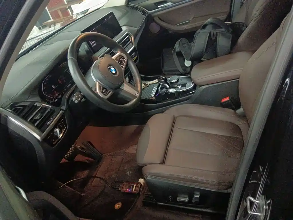 BMW X3 — фото 11