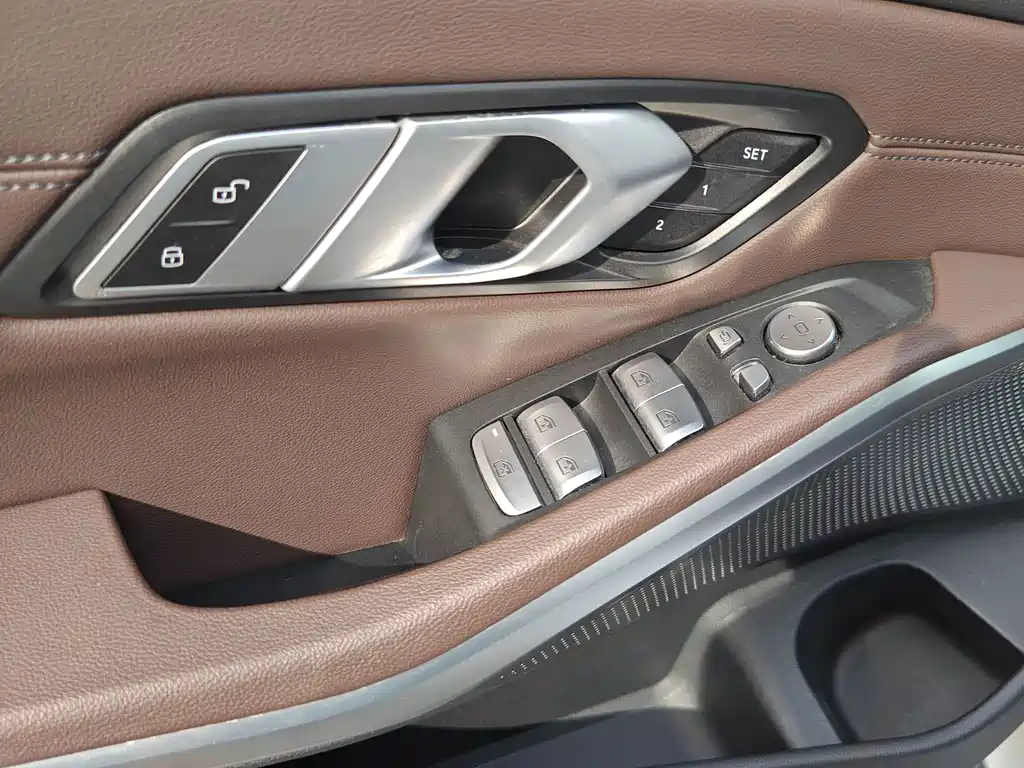 BMW 3 Series — фото 14