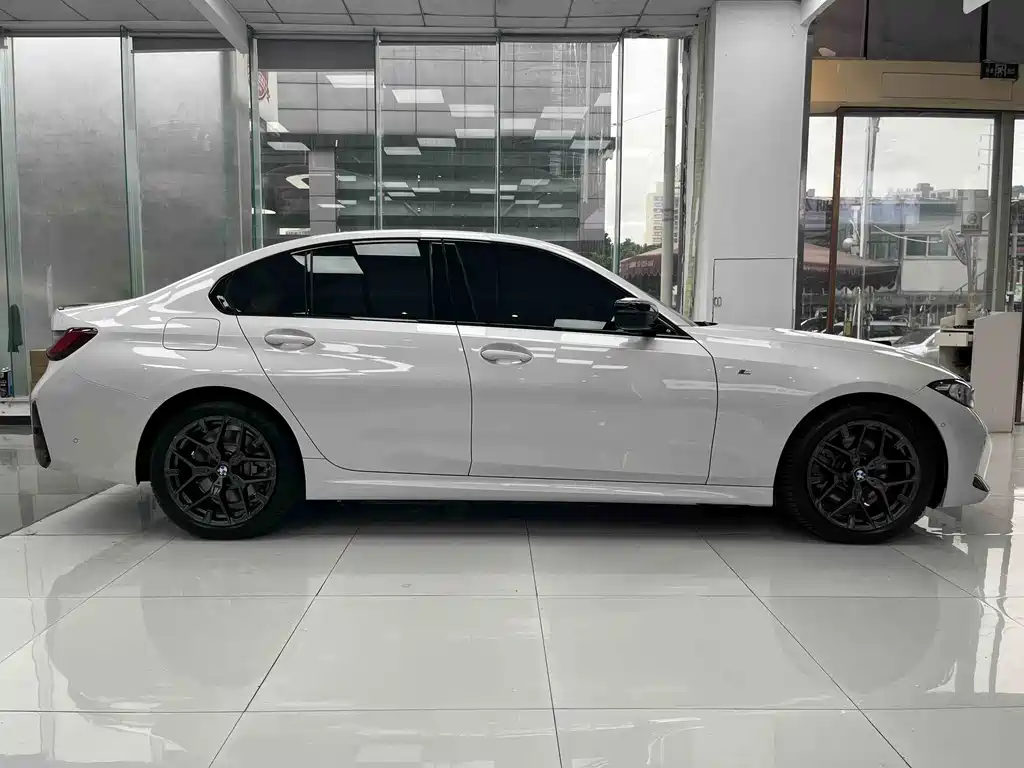 BMW 3 Series — фото 10
