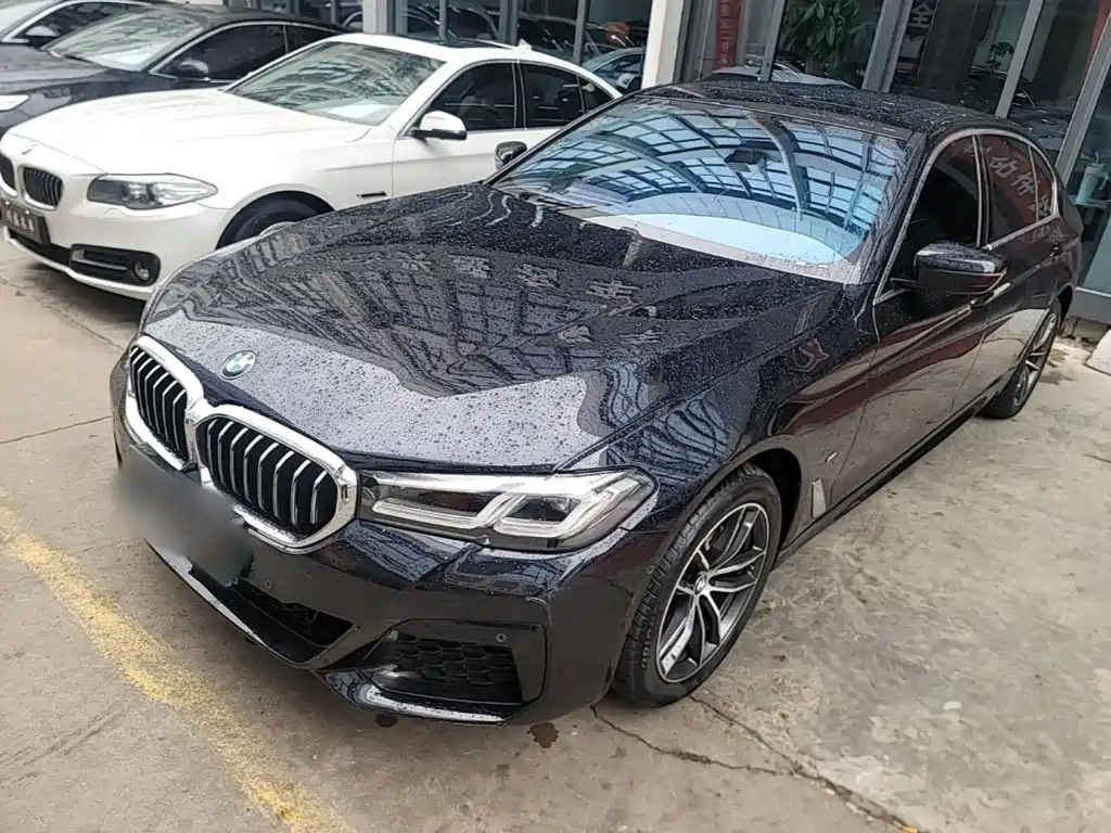 BMW 5 Series — фото 2