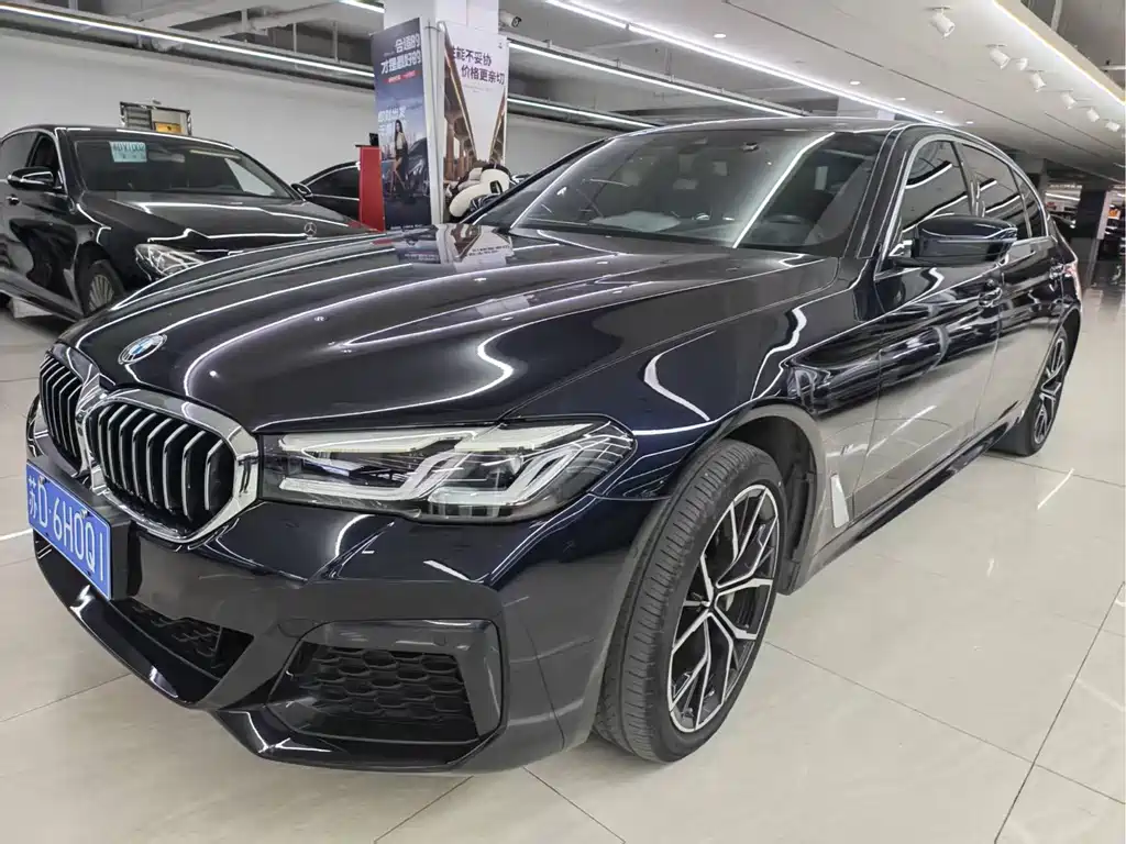 BMW 5 Series — фото 2