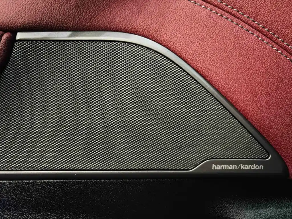 BMW 5 Series — фото 14