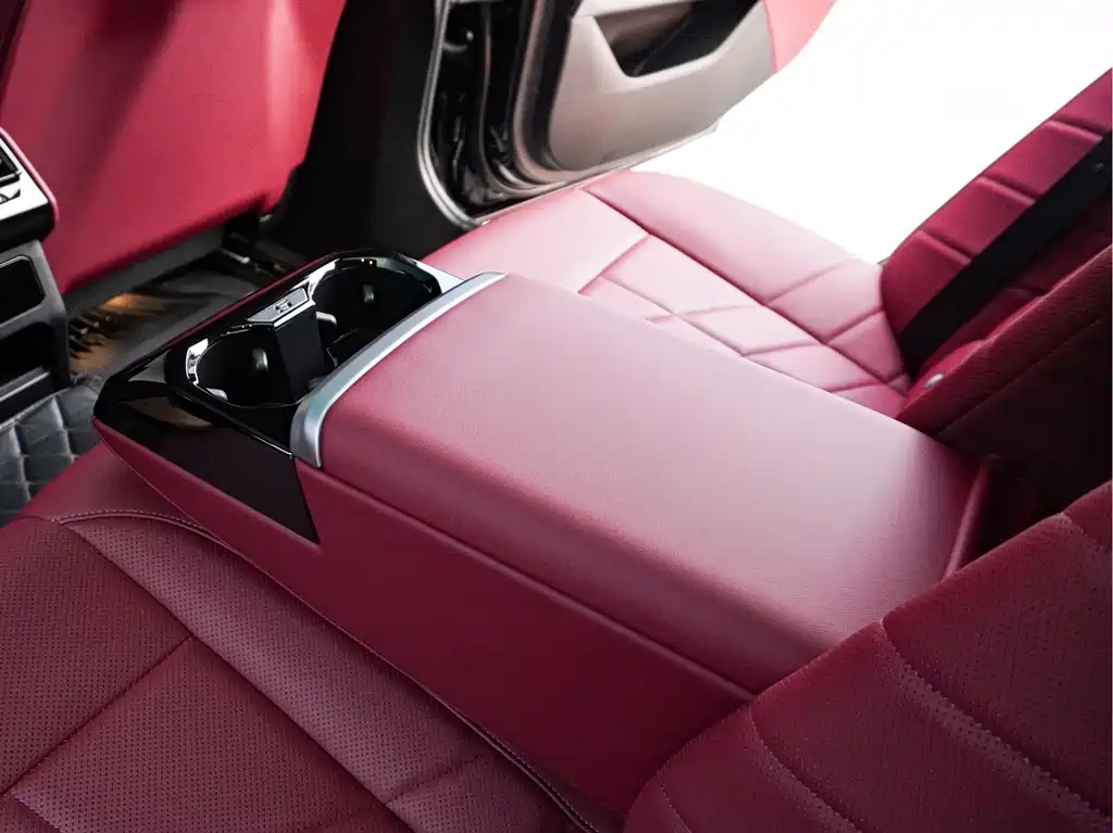 BMW 5 Series — фото 17