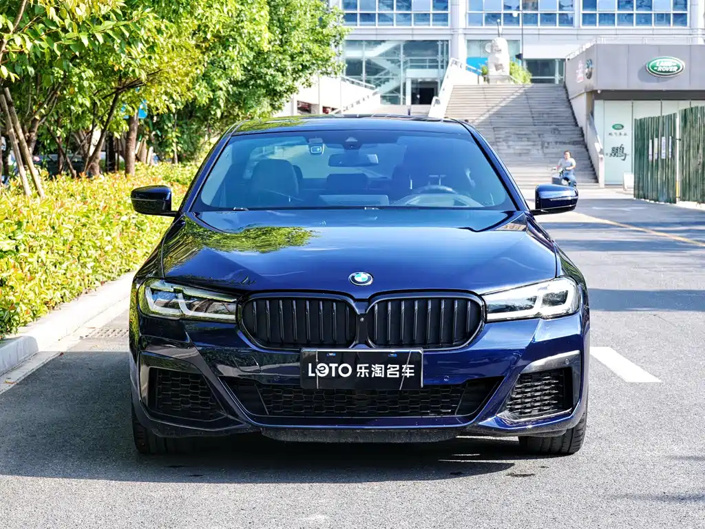 BMW 5 Series (Import) — фото 2