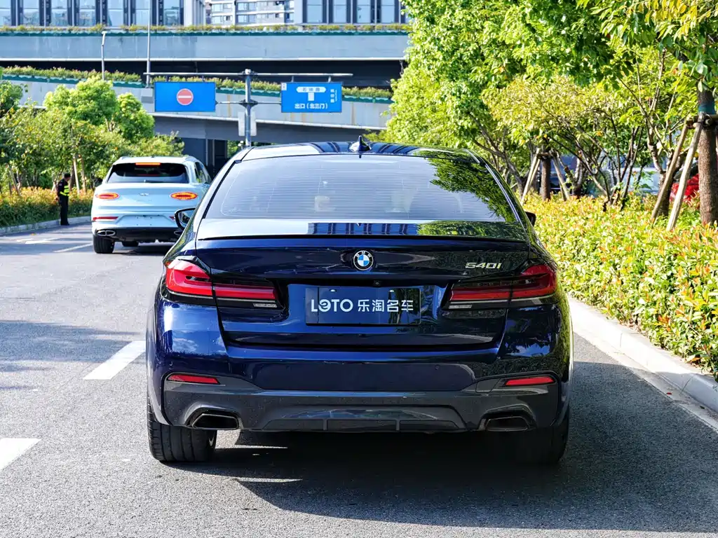 BMW 5 Series (Import) — фото 4