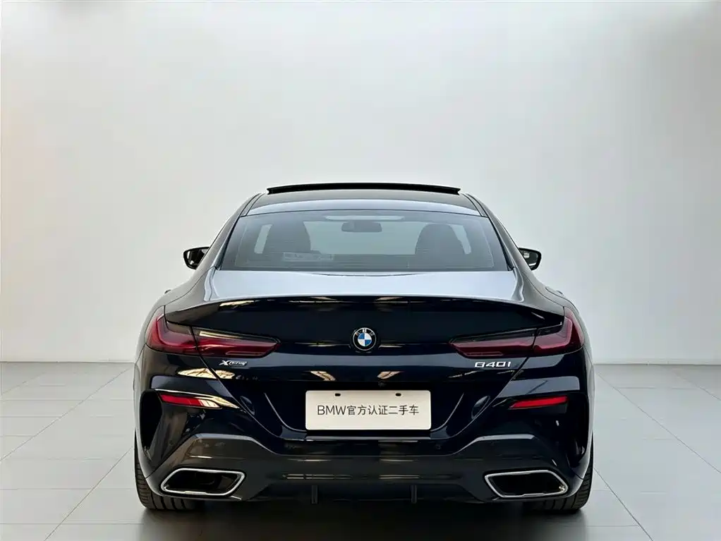 BMW 8 Series — фото 5