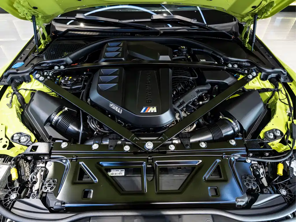 BMW M4 — фото 11
