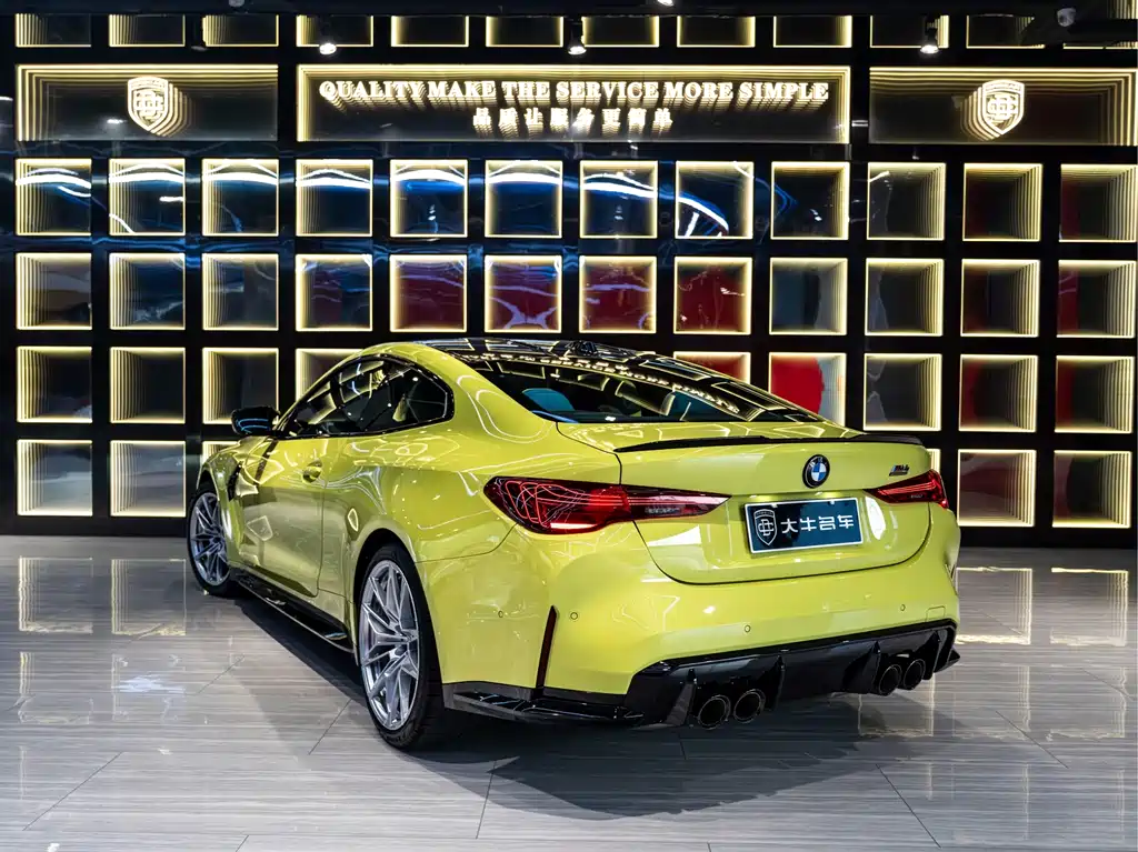 BMW M4 — фото 4