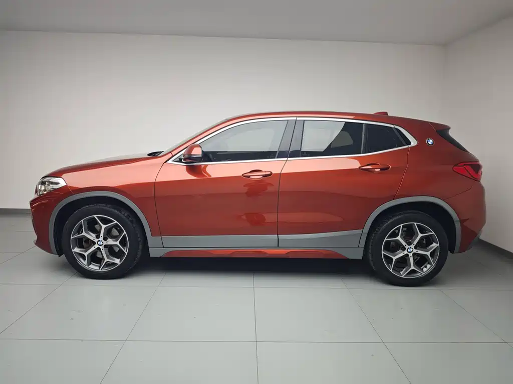 BMW X2 (Import) — фото 8