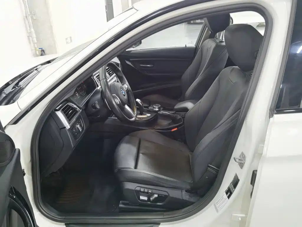 BMW 3 Series — фото 10