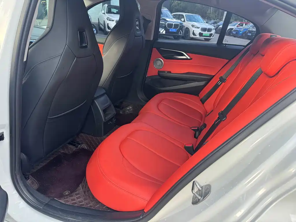 BMW 1 Series — фото 10