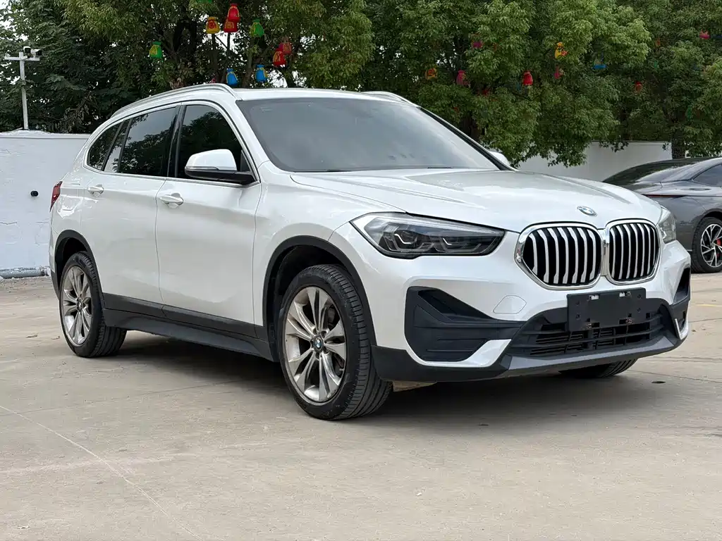 BMW X1 — фото 3