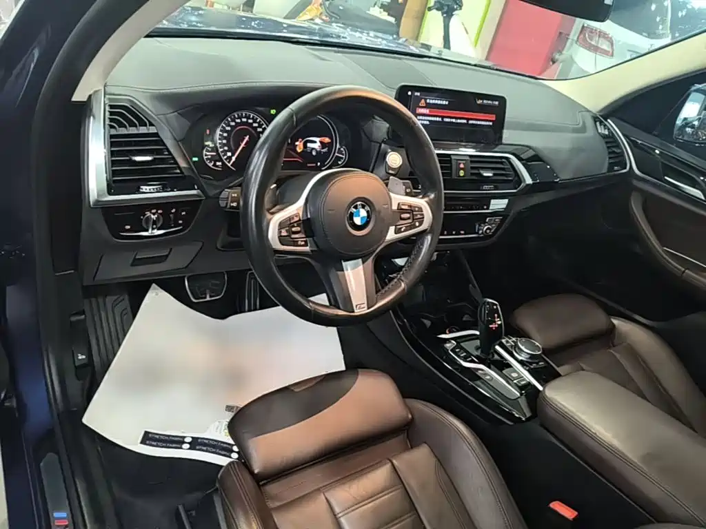 BMW X3 — фото 10