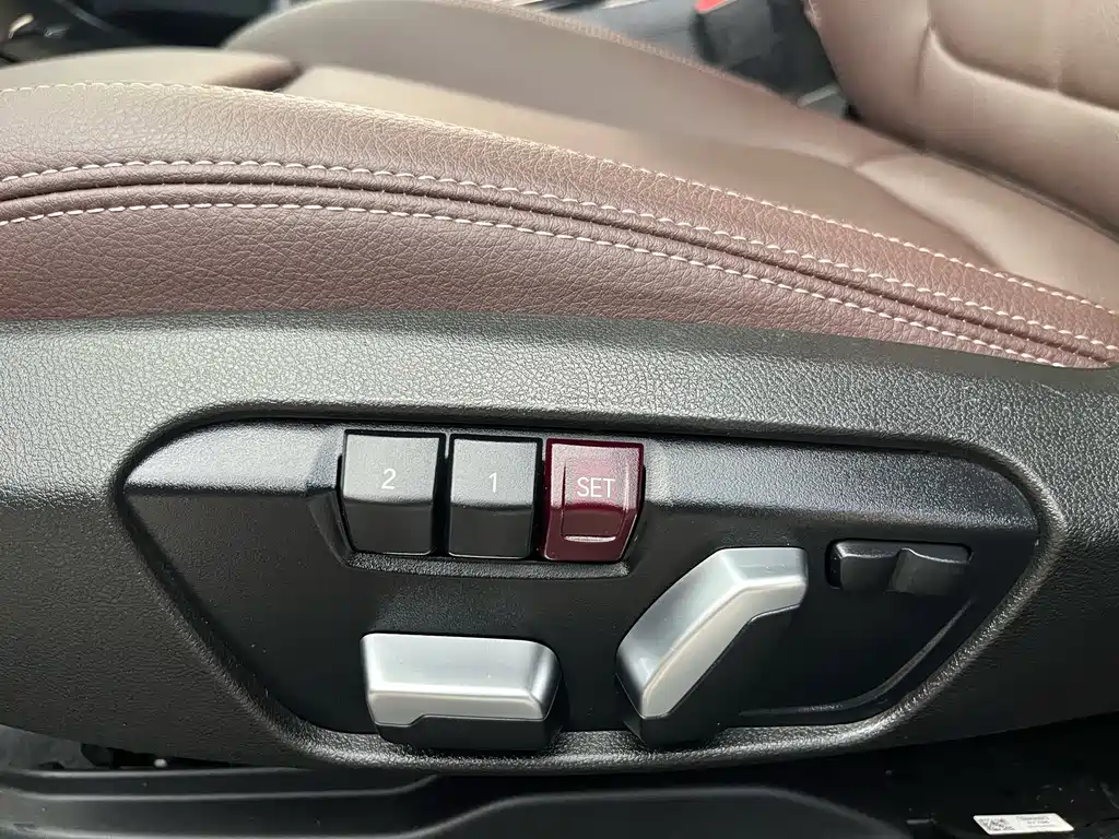 BMW X2 — фото 23