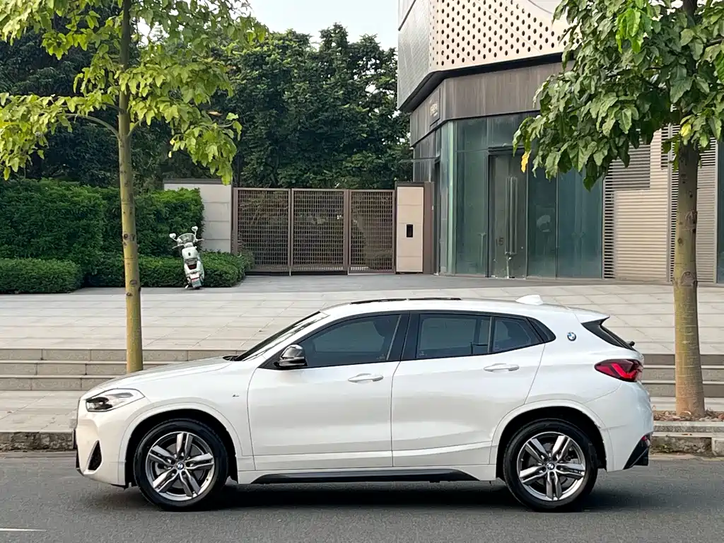 BMW X2 — фото 7