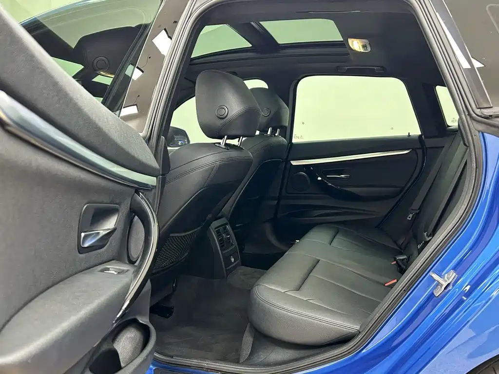 BMW 3 Series GT — фото 11